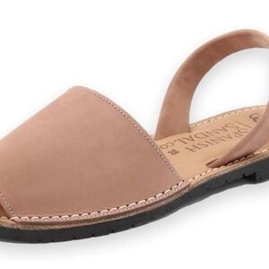 The Spanish Sandal Co. women’s sandal in size 38. Tan Nubuck color.